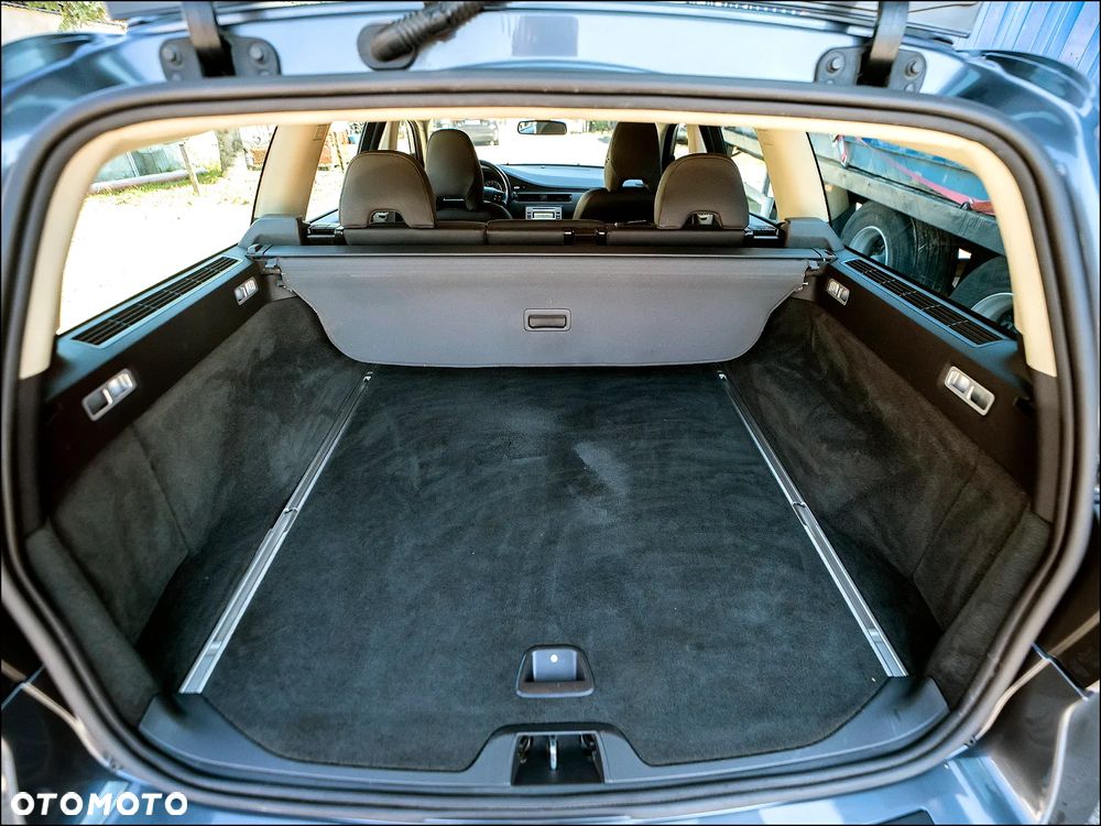 Volvo V70 - 33