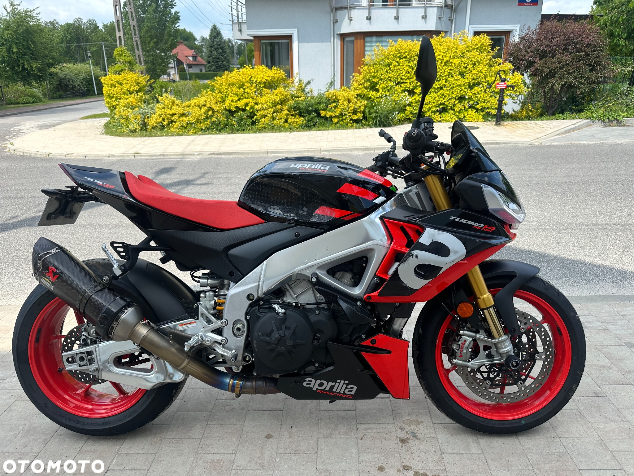 Aprilia Tuono - 2
