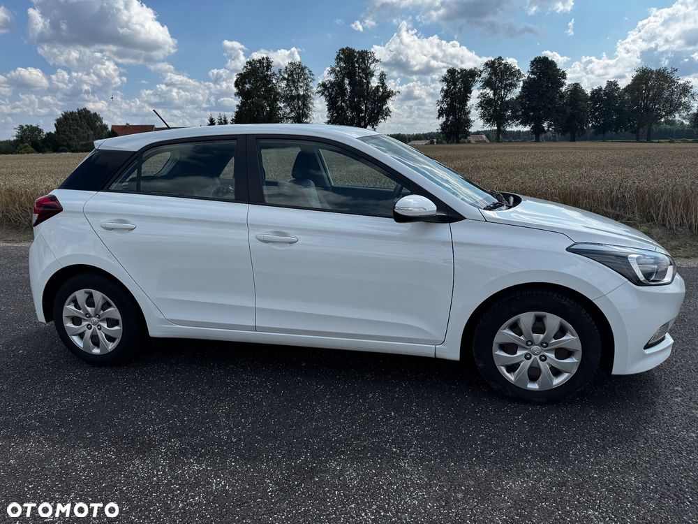Hyundai i20 - 10