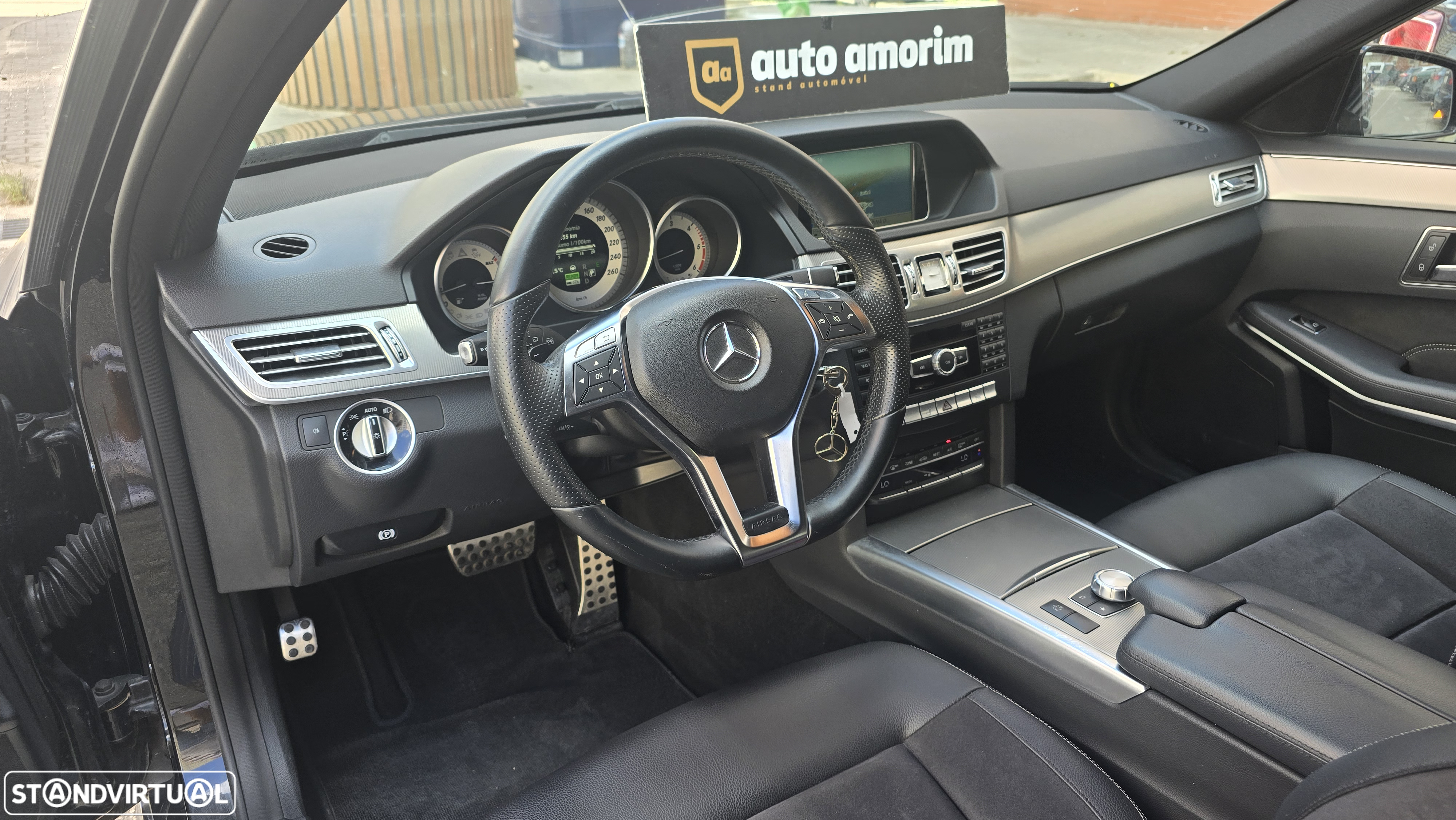Mercedes-Benz E 300 Bluetec Hybrid Avantgarde - 14