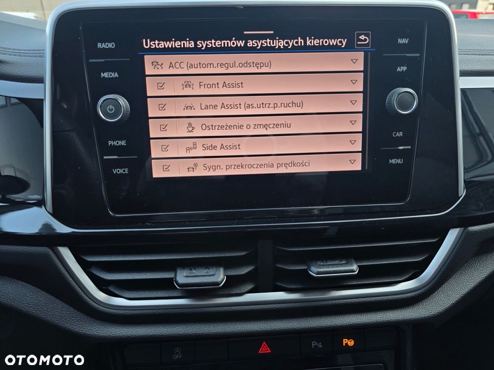 Volkswagen T-Roc 1.5 TSI R-Line DSG - 18