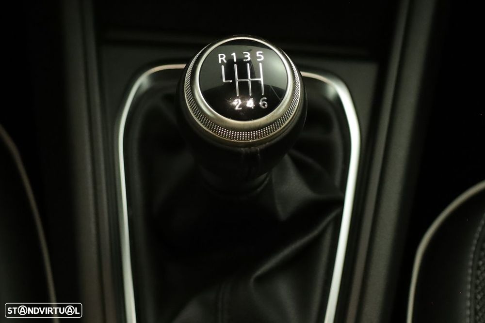 Renault Captur 1.0 TCe Techno Bi-Fuel - 13