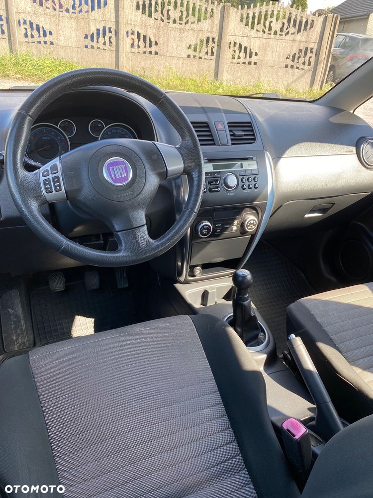 Fiat Sedici 1.6 16V 4x4 Emotion - 32