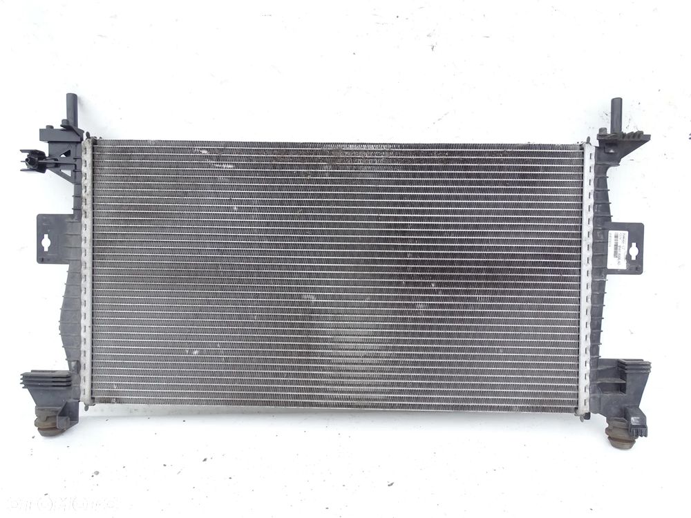 CHŁODNICA WODY FORD FOCUS III MK3 BV61-8005-AD F-VAT - 2