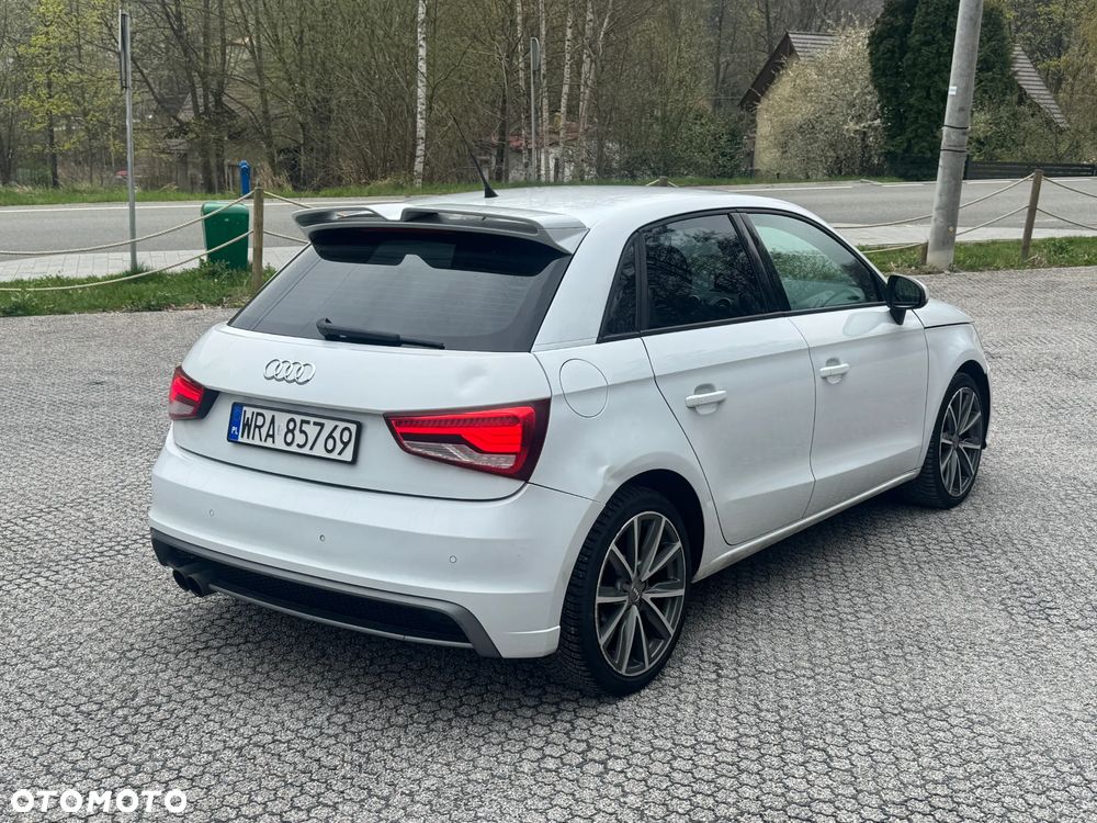 Audi A1 Sportback 1.4 TFSI S tronic - 3