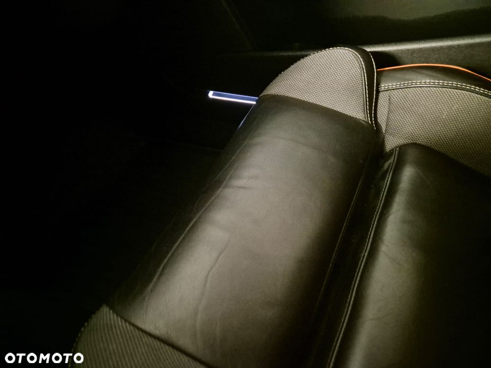 Volvo V90 Cross Country T6 AWD Ocean Race - 8