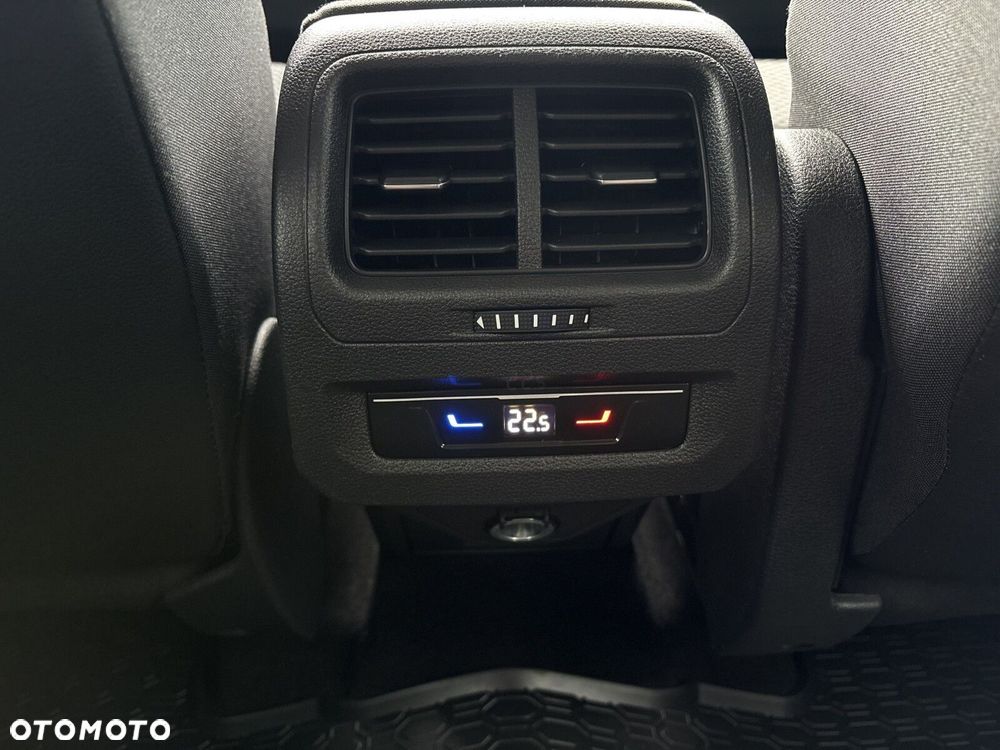 Volkswagen Touran 2.0 TDI BMT Comfortline DSG - 31