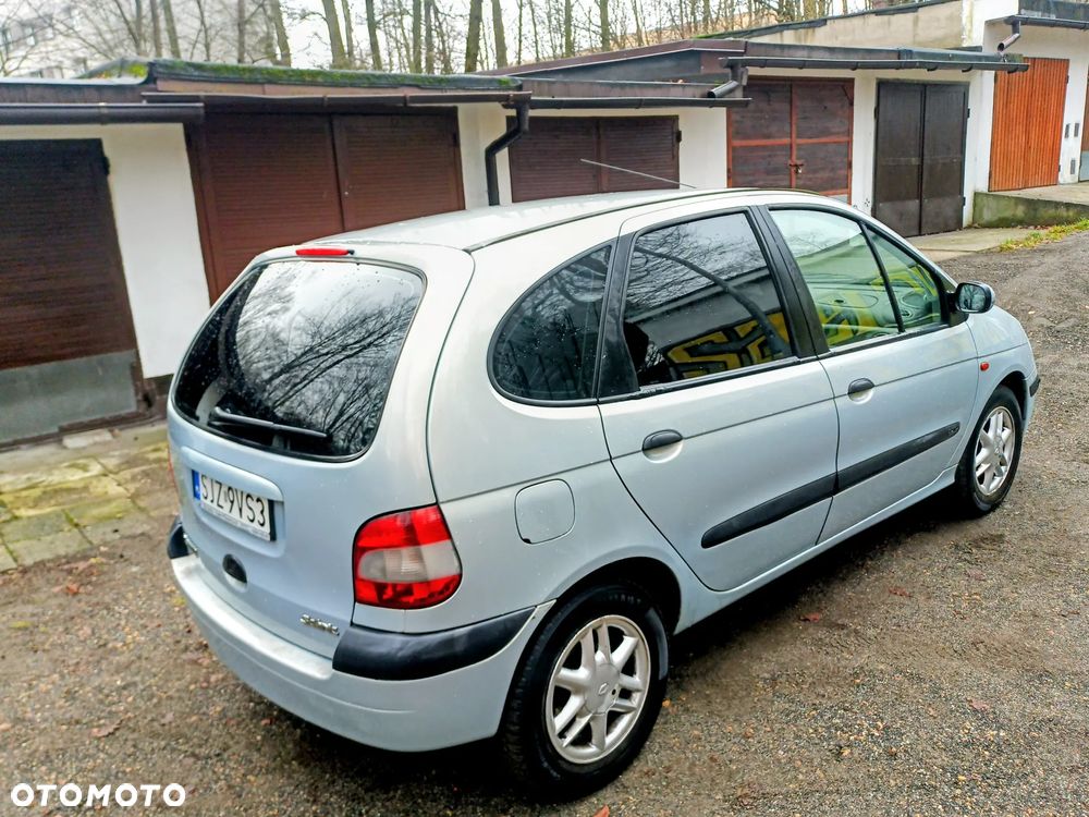 Renault Scenic 1.9 dCi Authentique - 3