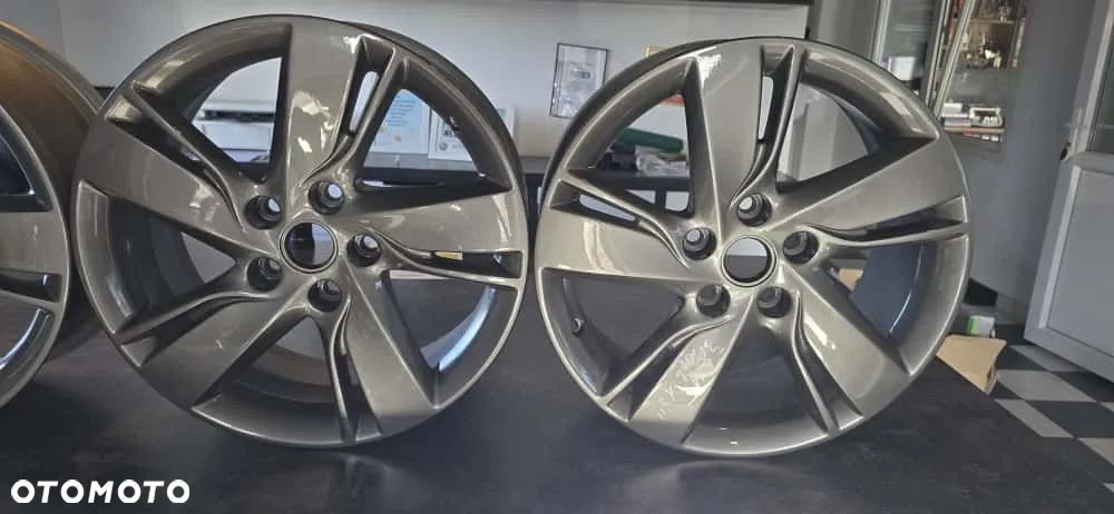 OPEL ASTRA J IV, INSIGNIA B, ZAFIRA C - ALUFELGI 5X115 PO PEŁNEJ RENOWACJI 17" NOWE - GRAFITOWE / PERFEKCYJNE !! - 2