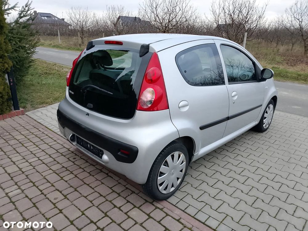 Peugeot 107 - 4