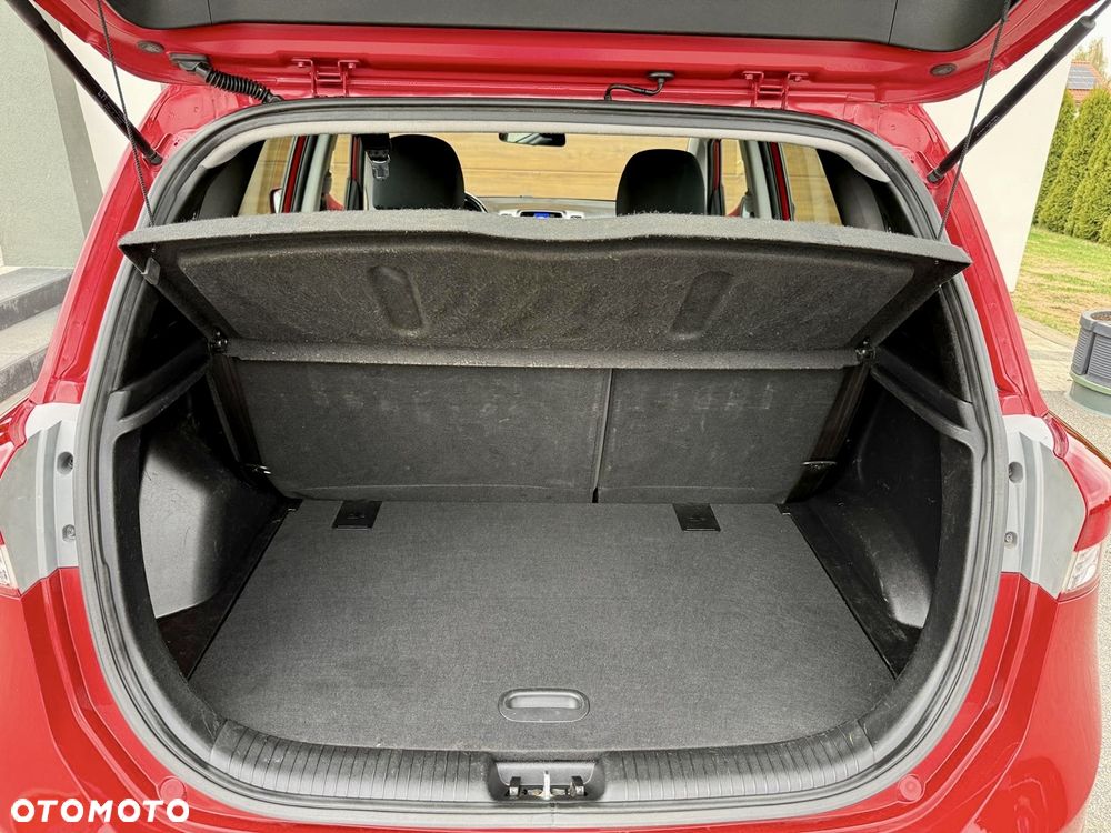 Hyundai ix20 1.4 Comfort - 16