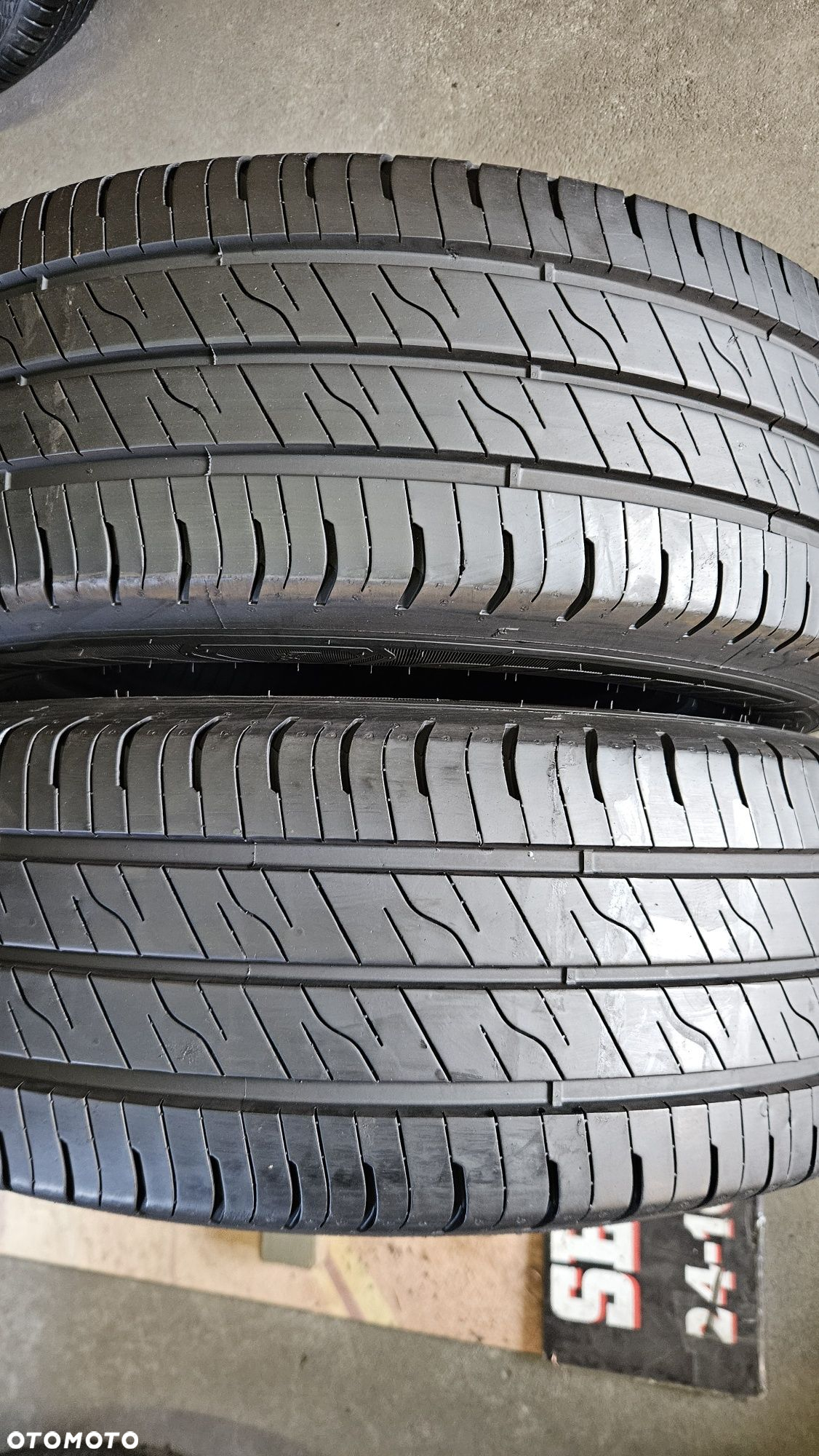 opony używane 215/65R16 Goodyear Efficientgrip Cargo 2 - 3