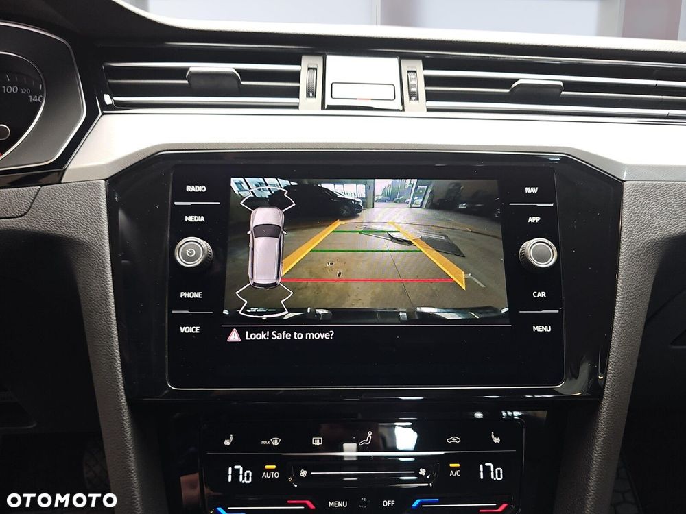 Volkswagen Passat Variant 1.5 TSI EVO Business DSG - 17