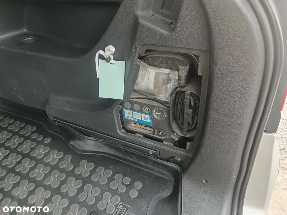 Opel Zafira 1.8 Innovation 110 Jahre - 13