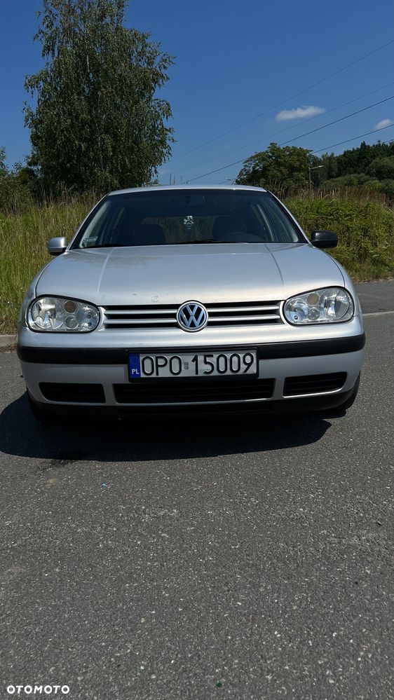 Volkswagen Golf 1.6 - 2