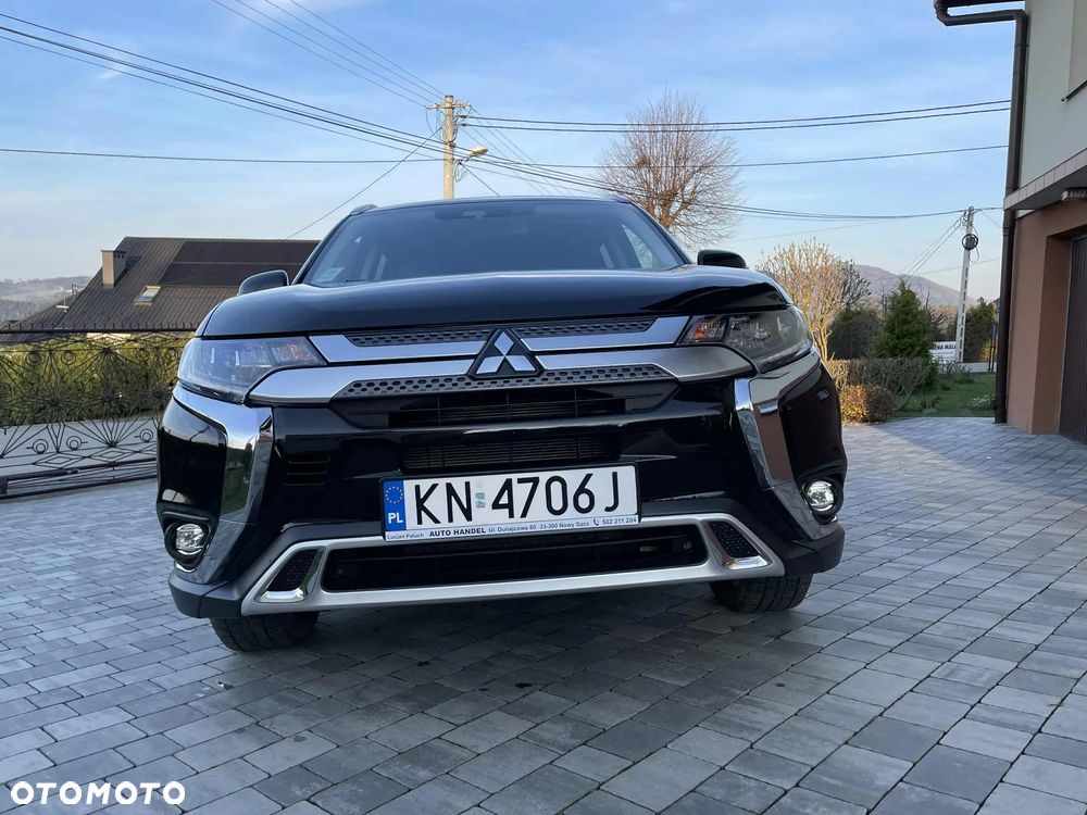 Mitsubishi Outlander 2.4 4WD CVT Instyle - 3