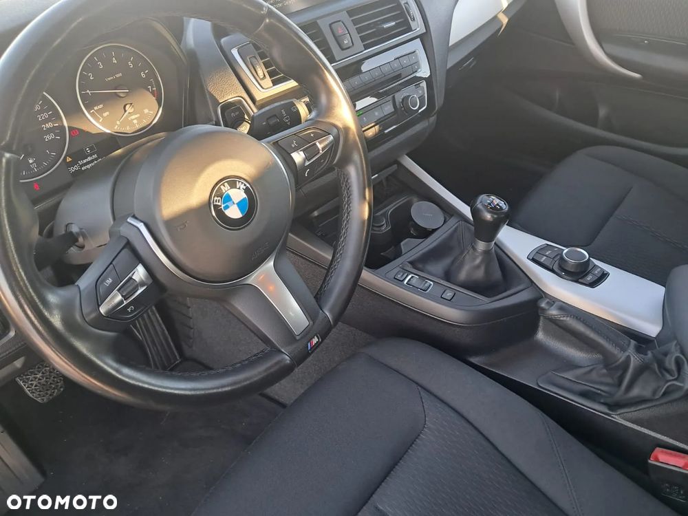 BMW Seria 1 118i Edition Metropolitan - 8