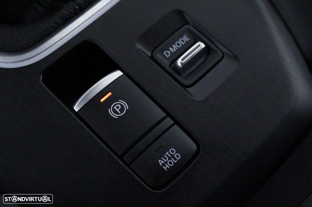Nissan Qashqai 1.3 DIG-T N-Connecta LED - 31