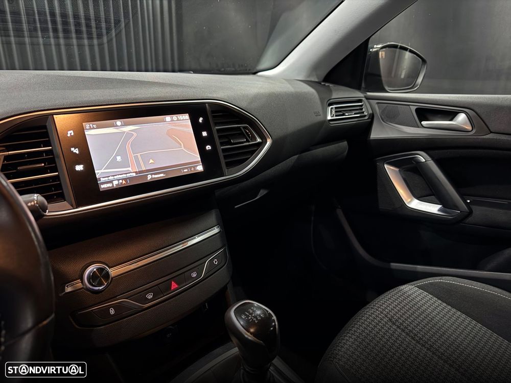 Peugeot 308 SW 1.2 PureTech Active Pack - 15
