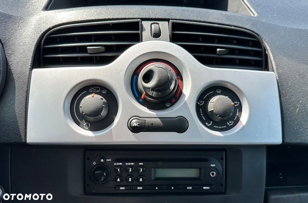 Renault KANGOO - 12