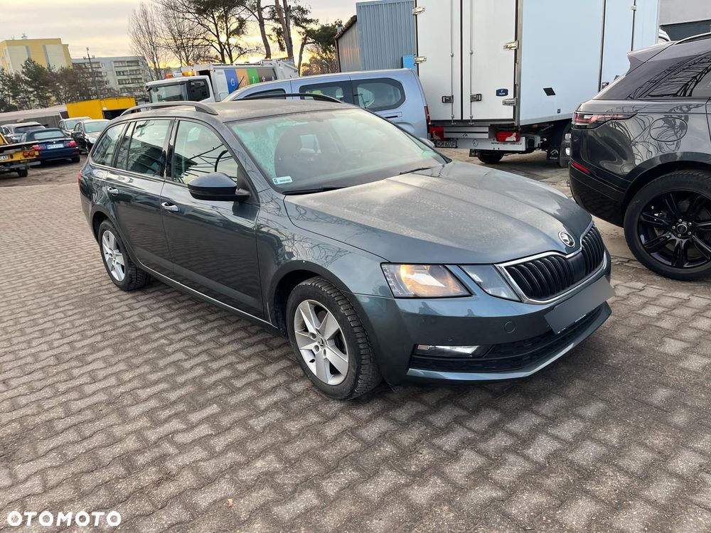 Skoda Octavia - 1