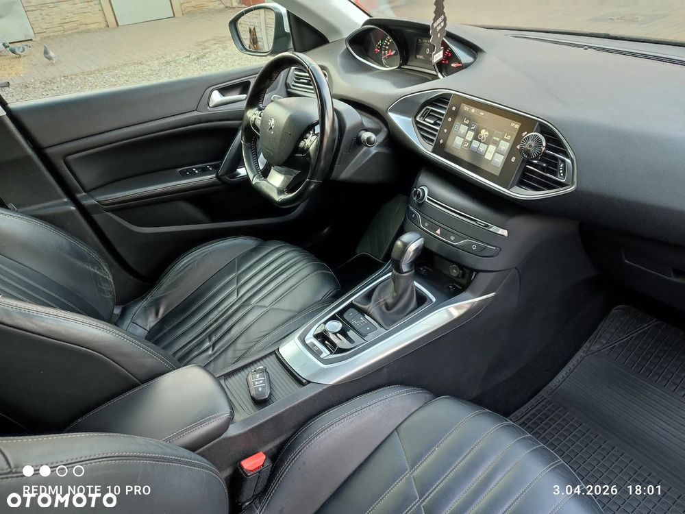 Peugeot 308 BlueHDi 150 Automatik Stop & Start Niveau 2 Business-Line - 28