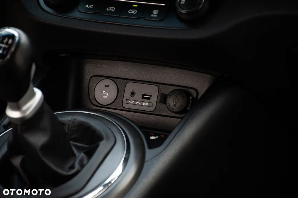 Kia Sportage 1.6 GDI 2WD Dream-Team Edition - 10