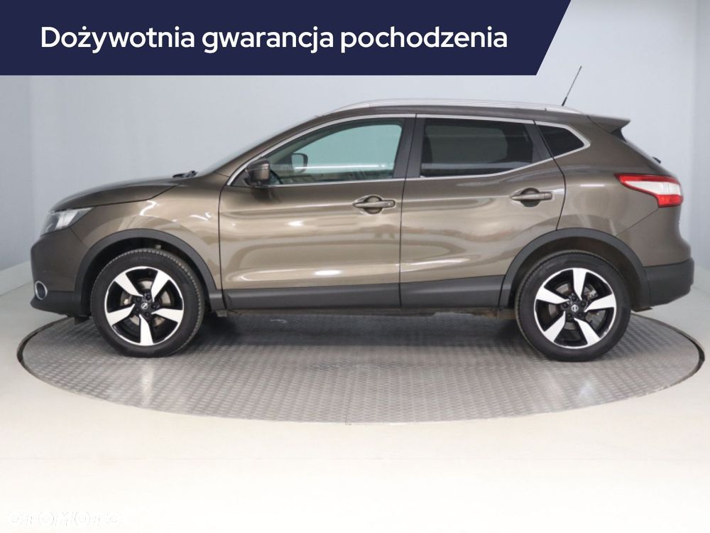 Nissan Qashqai - 4