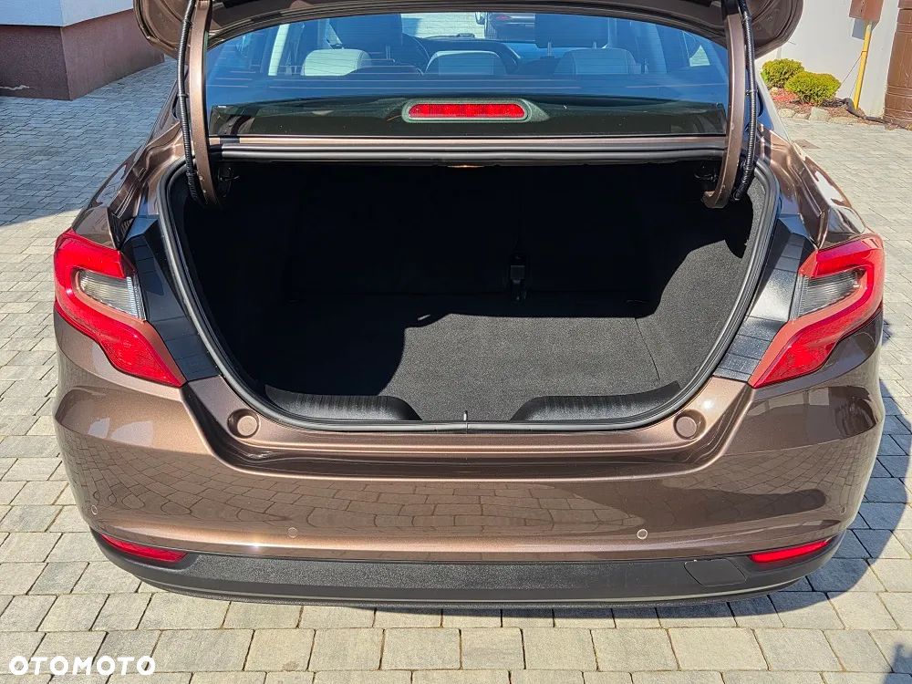 Fiat Tipo 1.4 16V Lounge - 27