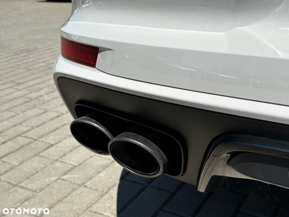 Porsche Panamera - 13