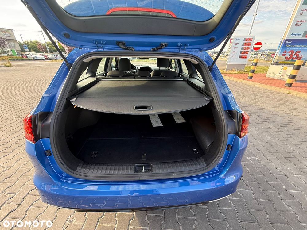 Kia Ceed 1.6 GDI PHEV L Business Line DCT - 12