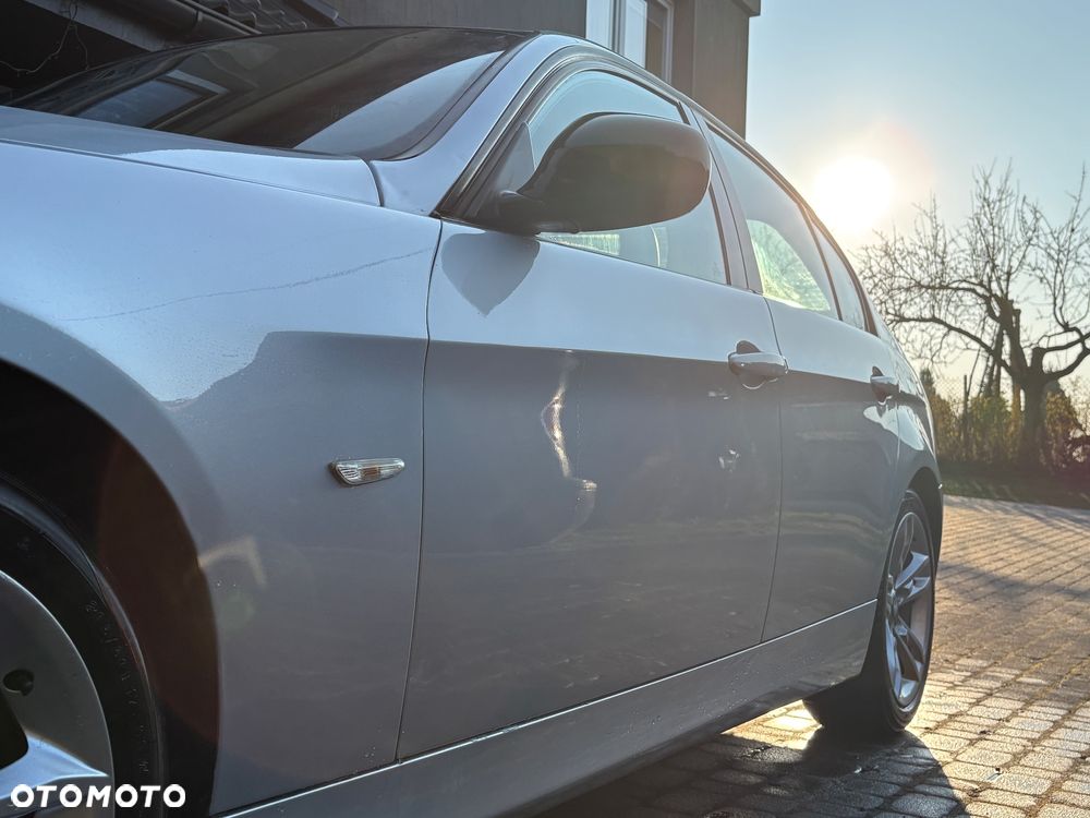 BMW Seria 3 320d - 5