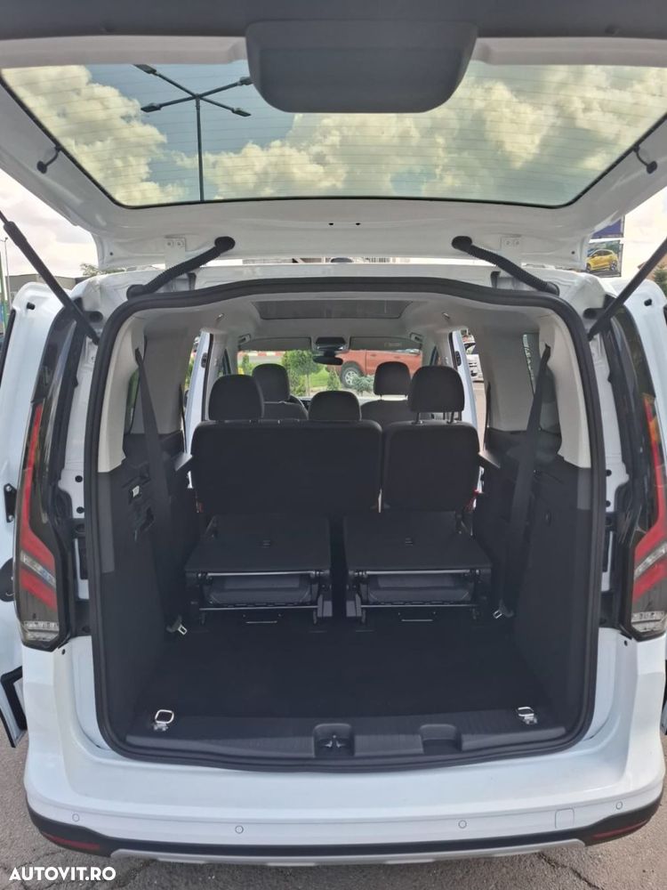Ford Tourneo Connect - 17