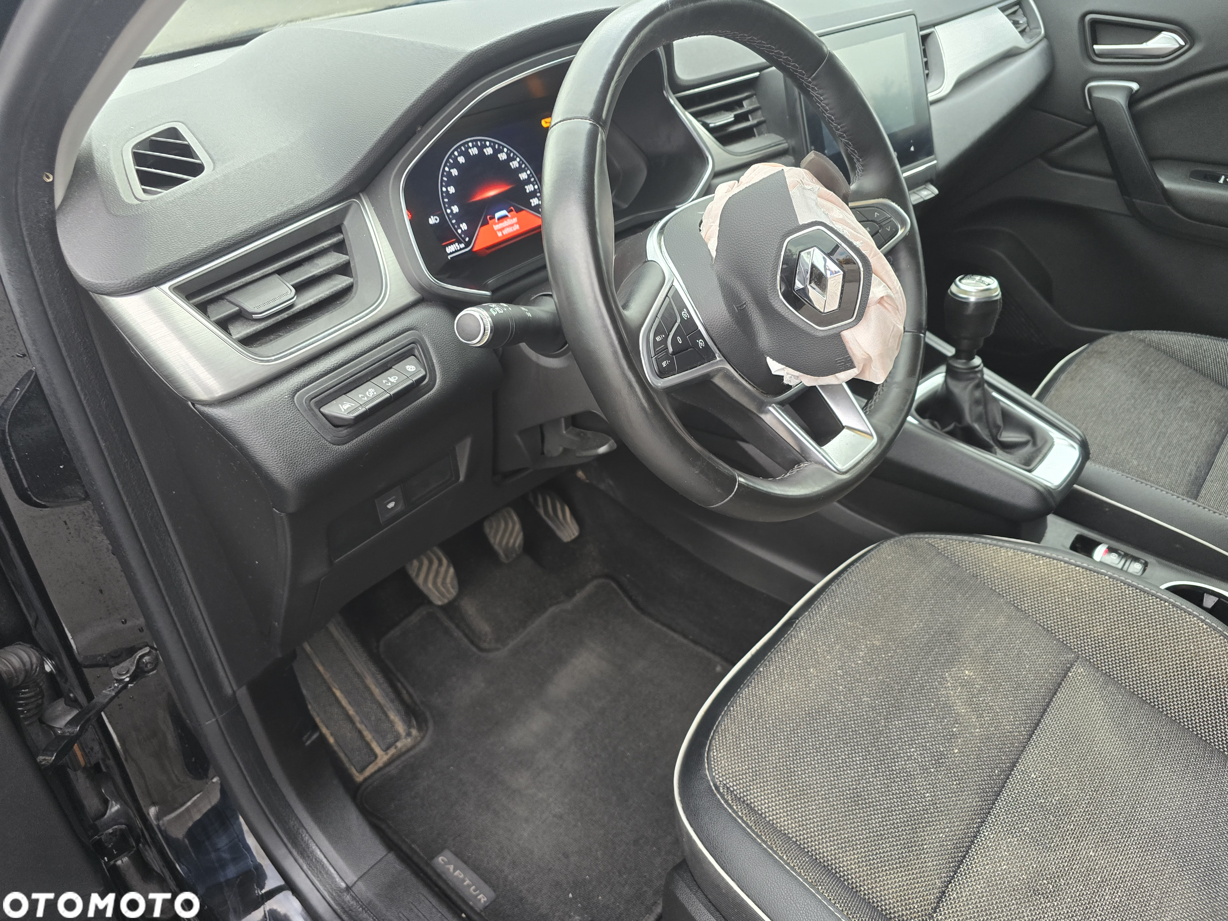 Renault Captur TCe 90 INTENS - 16