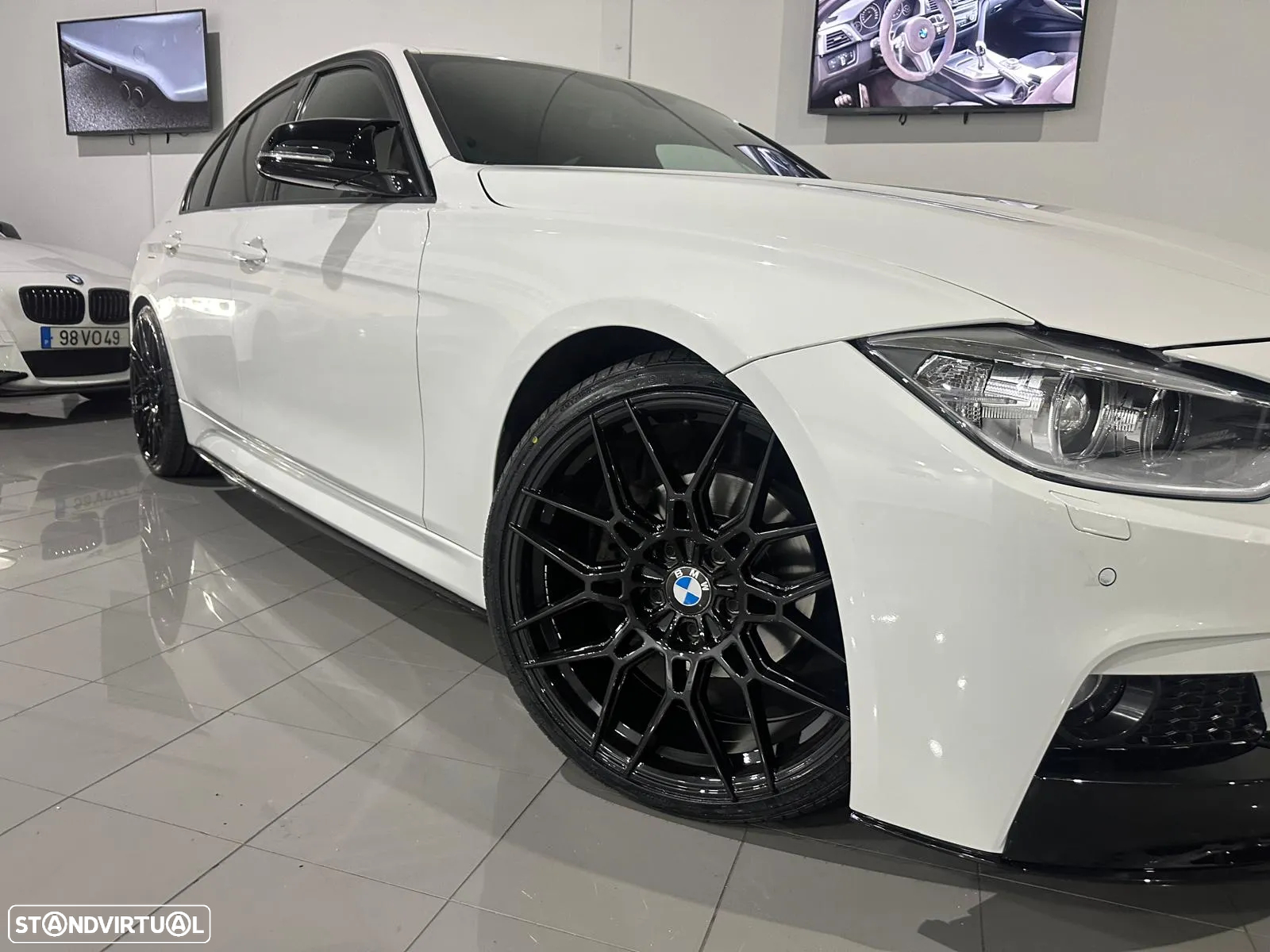 BMW 320 d Pack M - 25