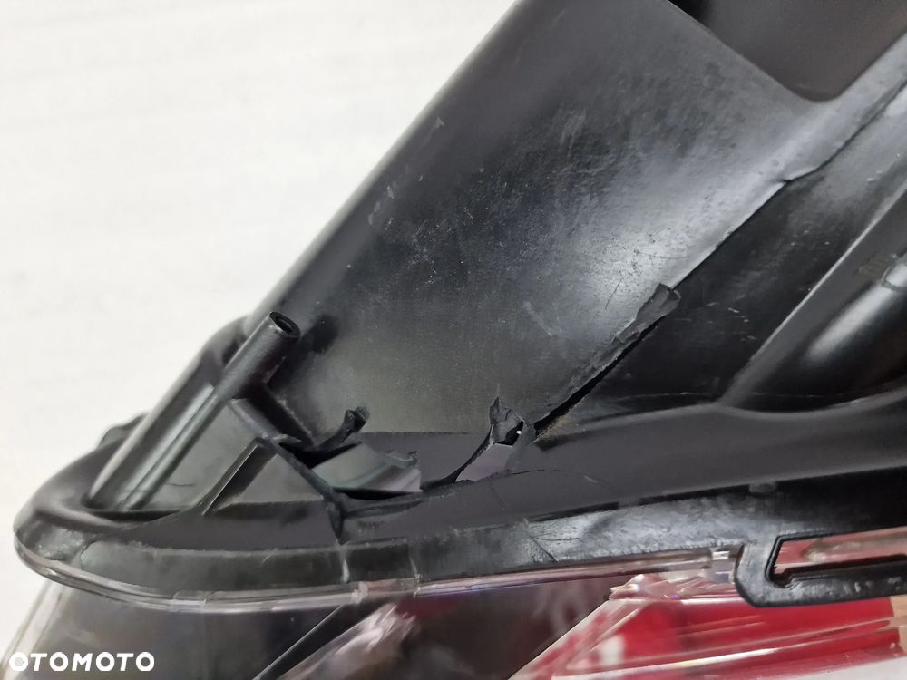 RENAULT CLIO IV LIFT 16- LEWA LAMPA PRZEDNIA PRZÓD , NR 260608367R , NR AUKCJI LA365 - 9