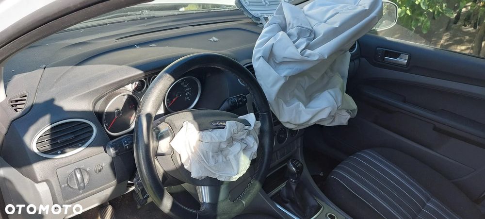 Ford Focus 1.6 TDCi Ambiente - 6