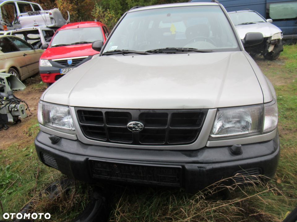MAGLOWNICA KOLUMNA KIEROWNICY SUBARU FORESTER I - 1