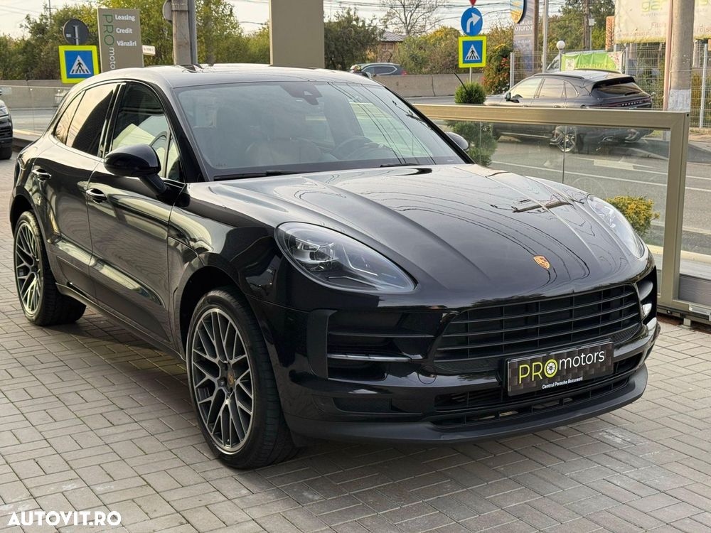Porsche Macan - 1
