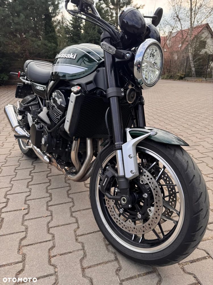 Kawasaki Z 900 RS - 9