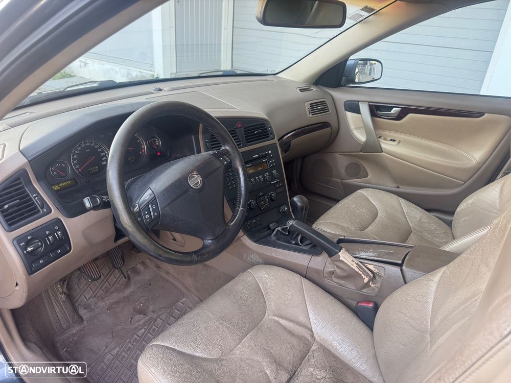 Volvo S60 2.4 D5 Nivel 3 - 7