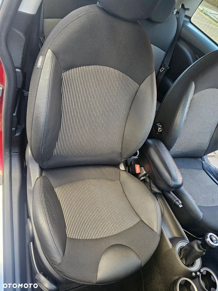 MINI Cooper 50 Mayfair - 8