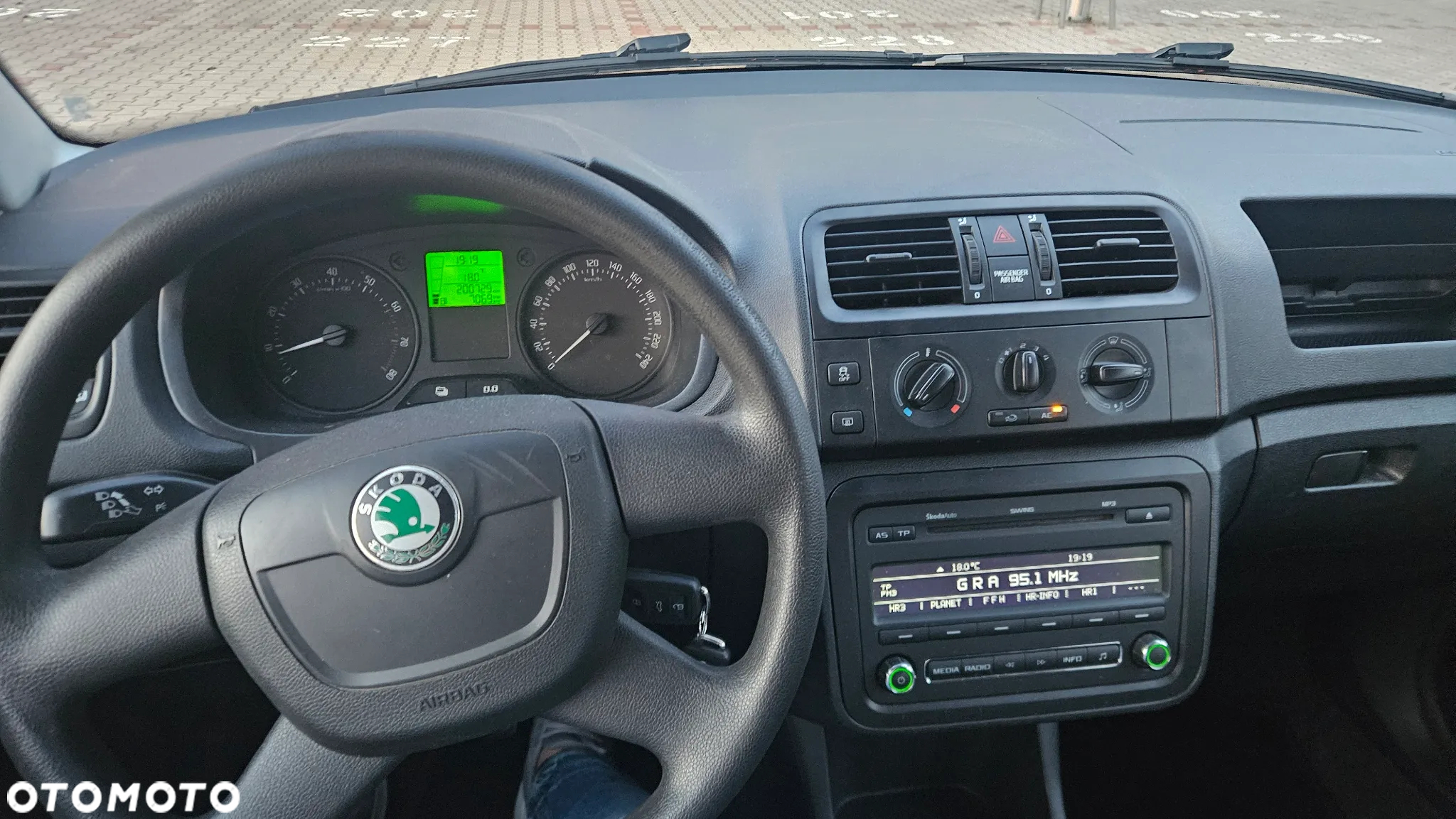 Skoda Fabia 1.4 16V Ambiente - 19