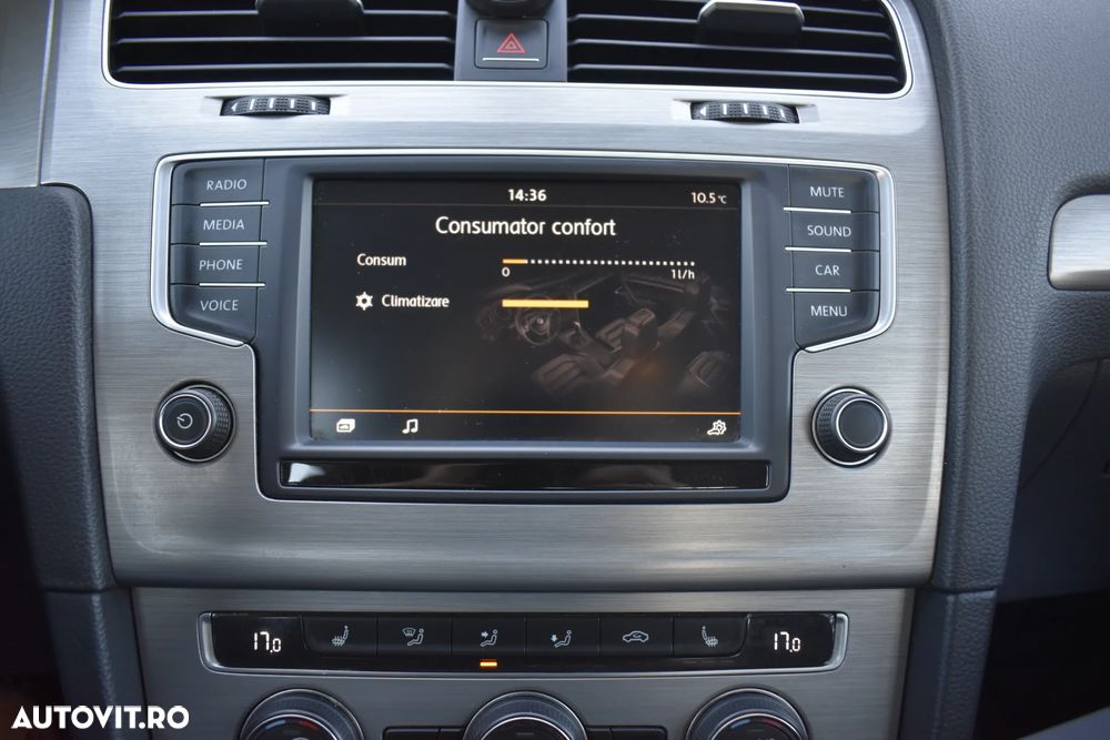 Volkswagen Golf 1.2 TSI BMT Comfortline - 26