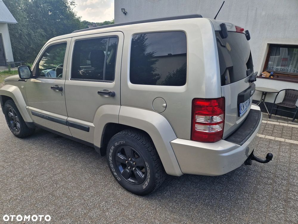 Jeep Cherokee - 2