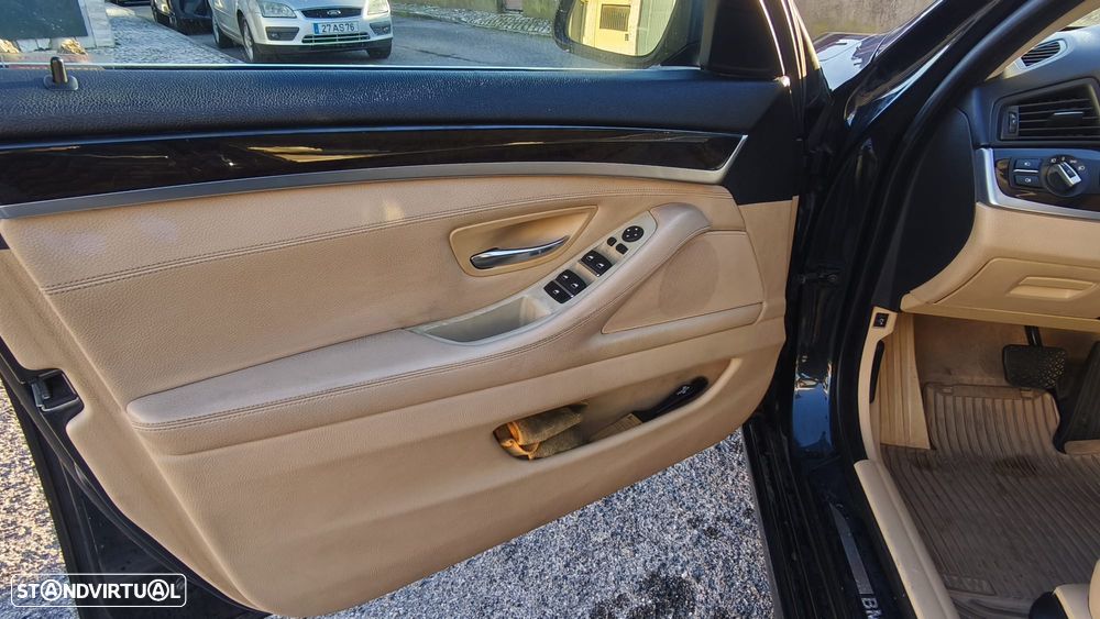 BMW 530 d xDrive Auto - 10