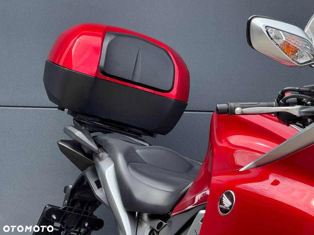 Honda VFR - 7