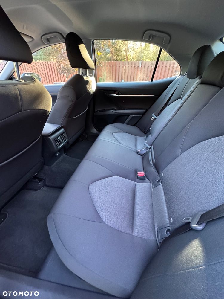 Toyota Camry 2.5 Hybrid Comfort CVT - 7