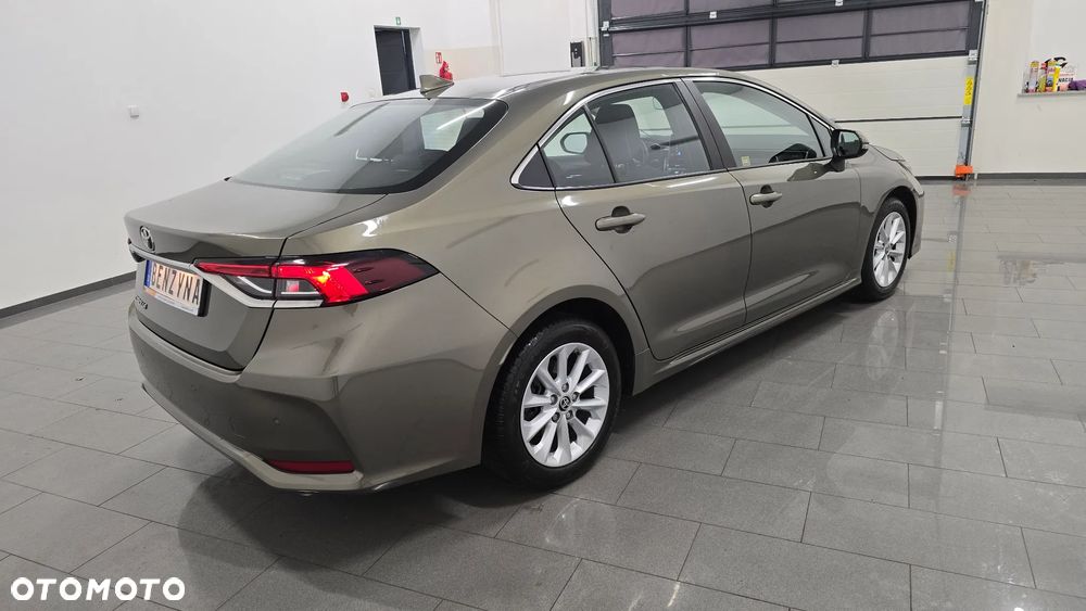 Toyota Corolla - 3