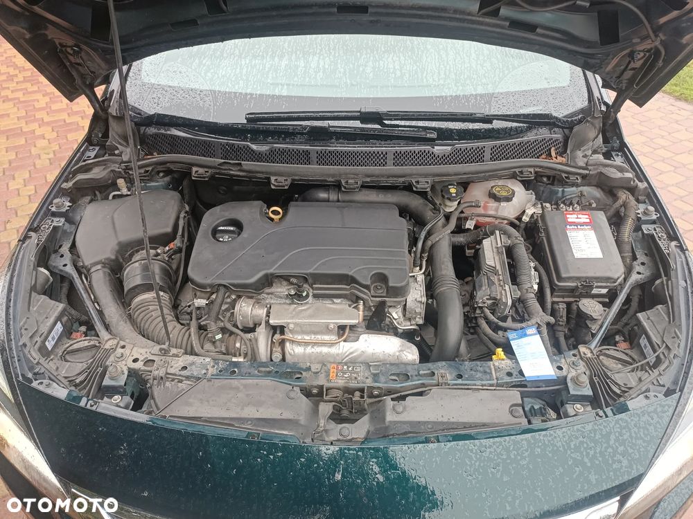 Opel Astra 1.4 T GPF Dynamic S&S - 20